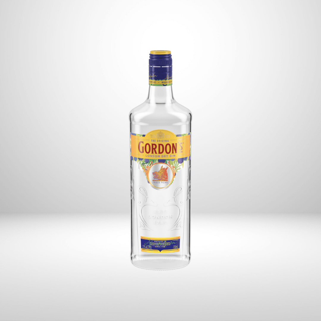 Gordon's London Dry Gin x 700ml - Gluten Free and Vegan - A distinctively refreshing taste, expertly made from a unique blend of botanicals centred around handpicked juniper berries. The world’s favourite gin x 700ml